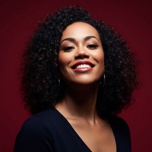 Meet your Posher, Mosira